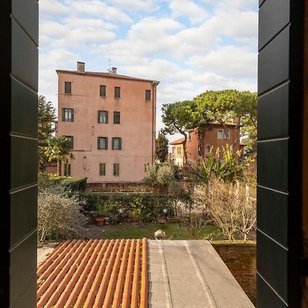 Bed And Breakfast Casa Delle Rose Lido Venezia Lido di Venezia Bagian luar foto
