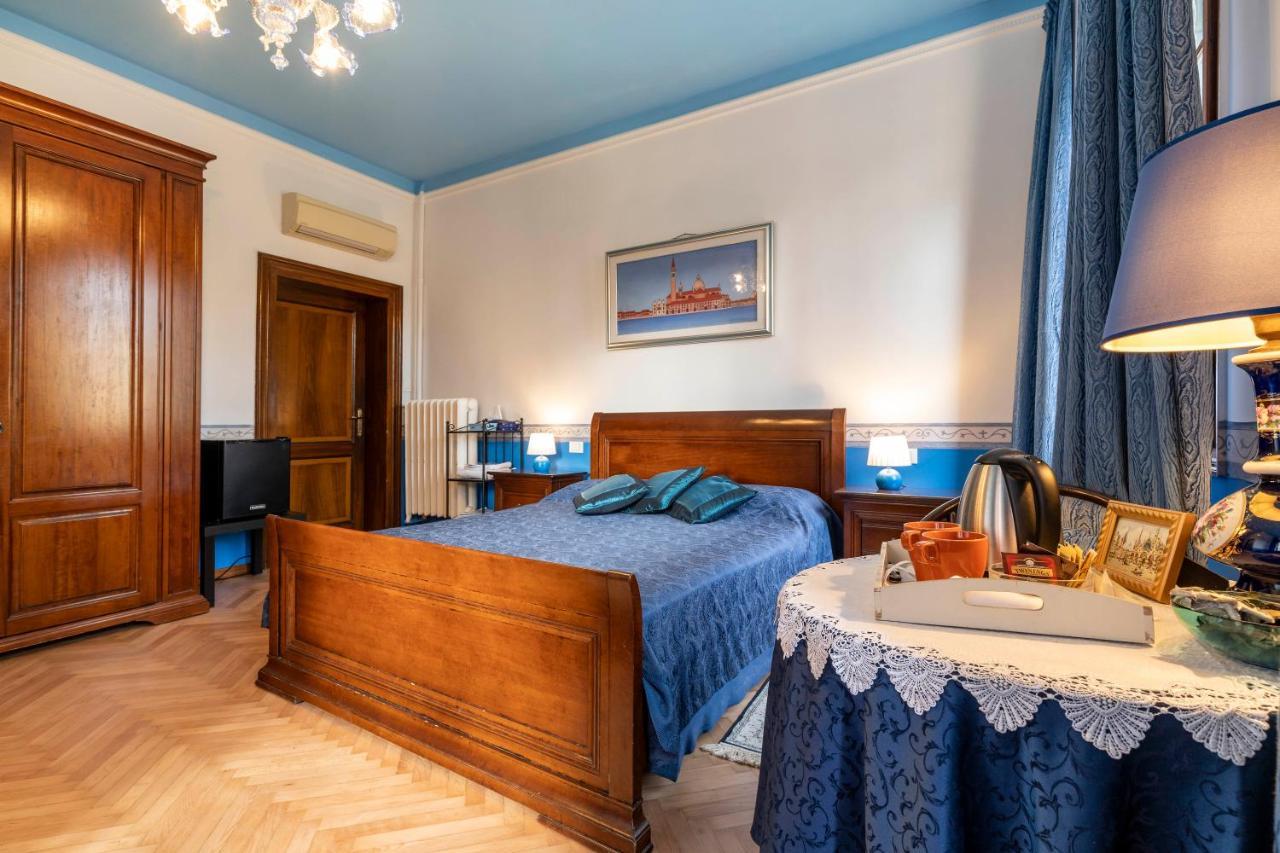 Bed And Breakfast Casa Delle Rose Lido Venezia Lido di Venezia Bagian luar foto
