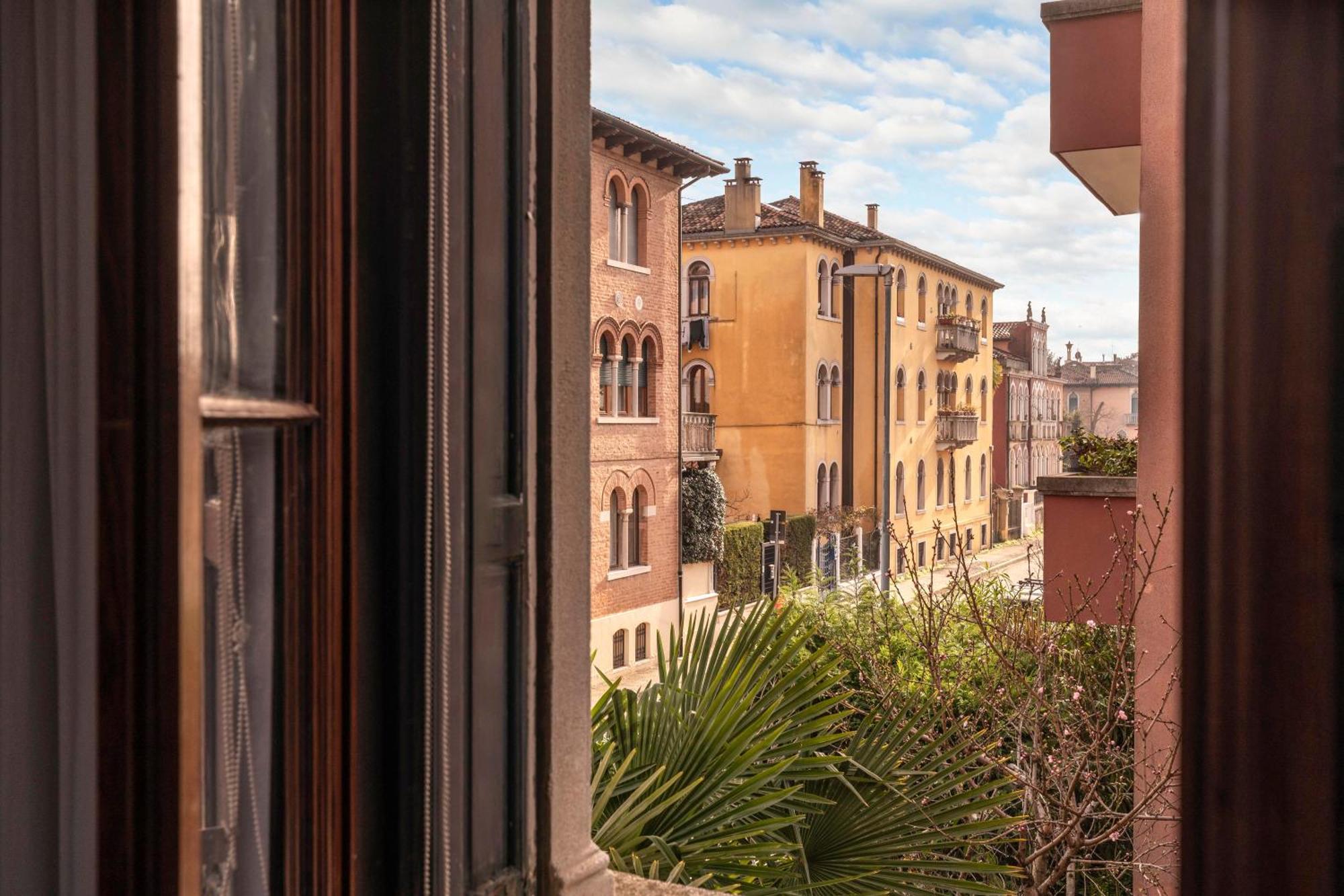 Bed And Breakfast Casa Delle Rose Lido Venezia Lido di Venezia Bagian luar foto